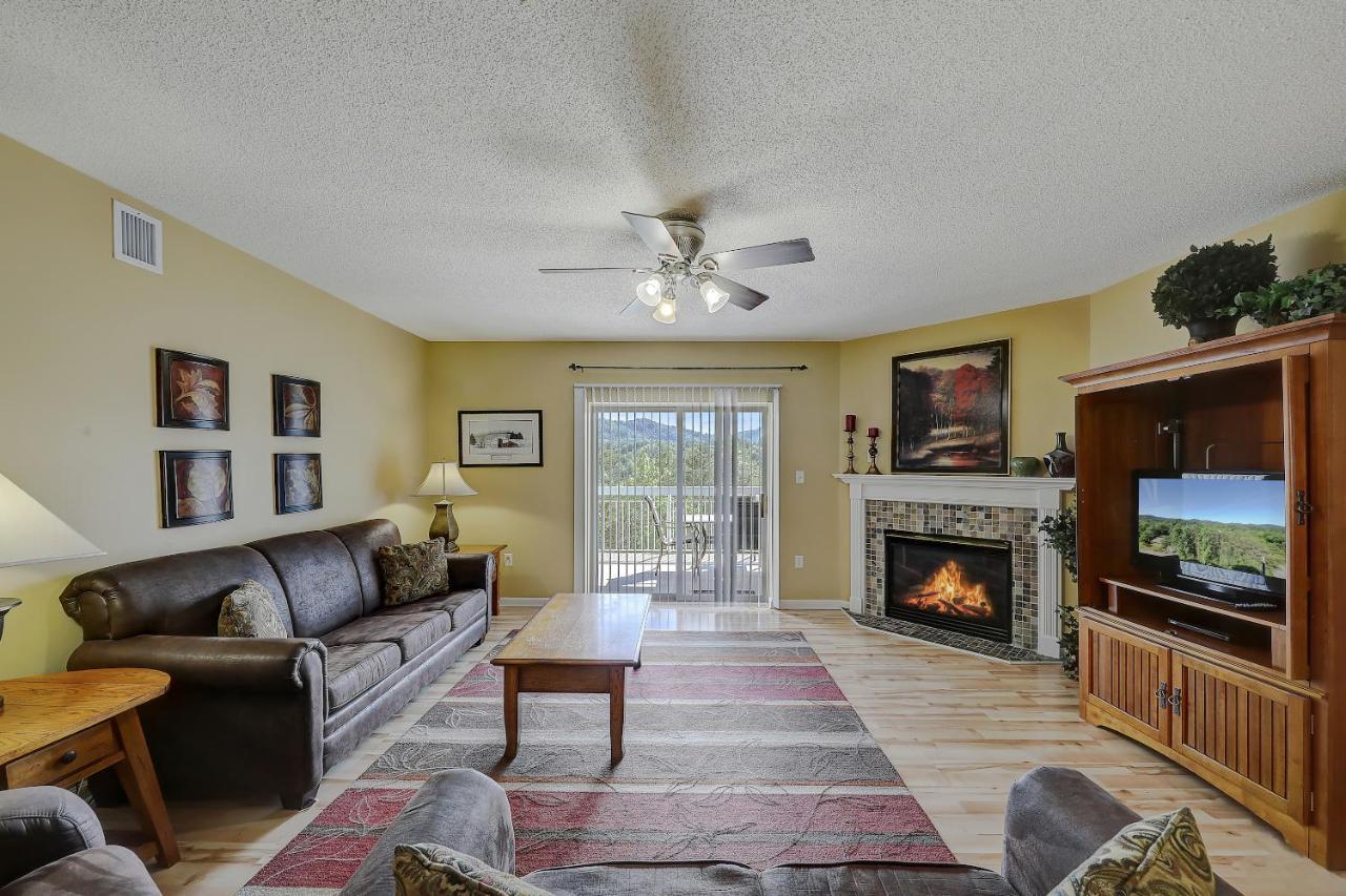 Apartment Star Gazing Whispering Pines 644