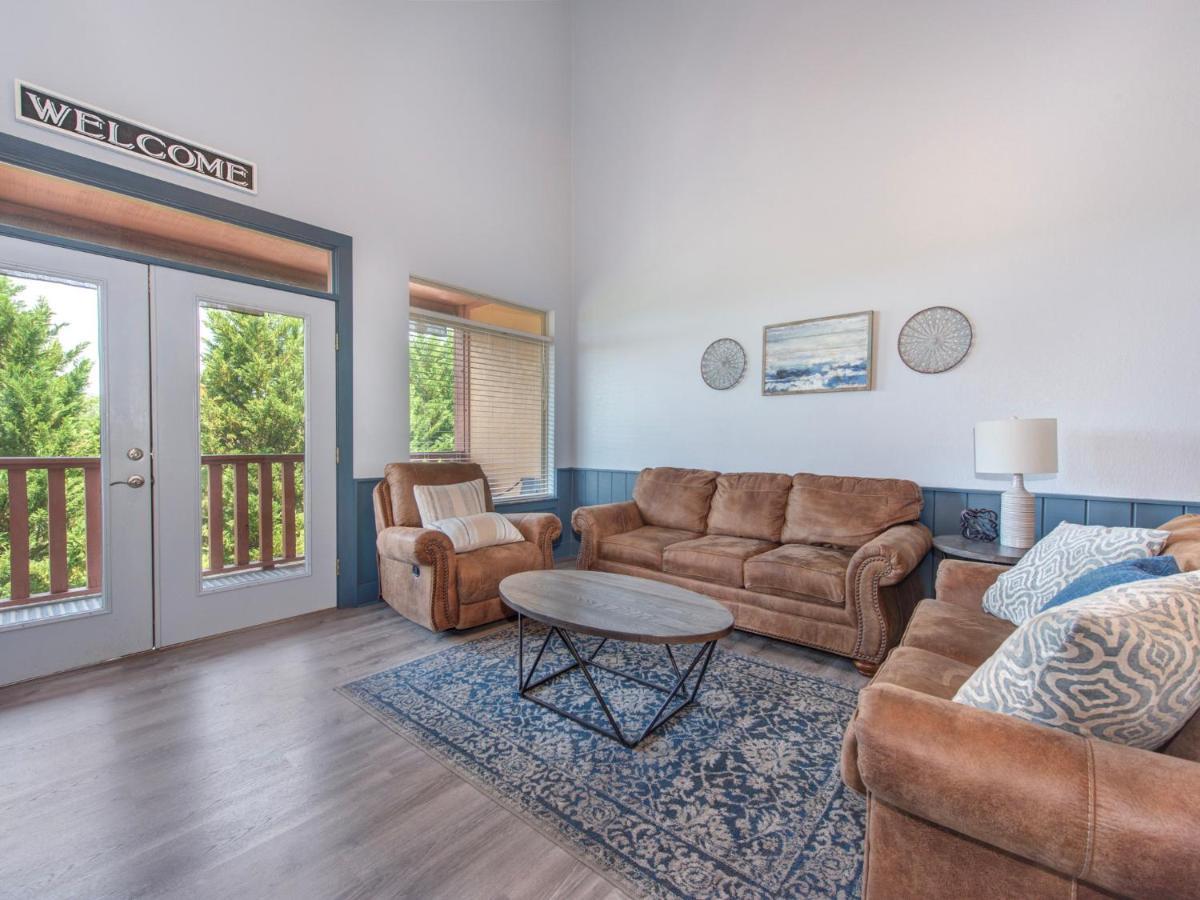 The Clubhouse 3206 Apartment Pigeon Forge