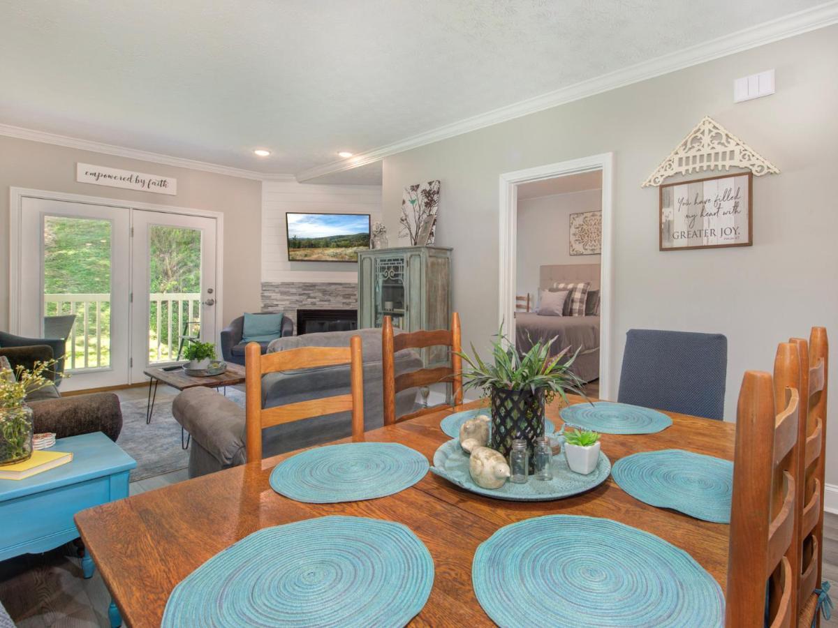 Apartment Lazy Bears Den 2103 Pigeon Forge