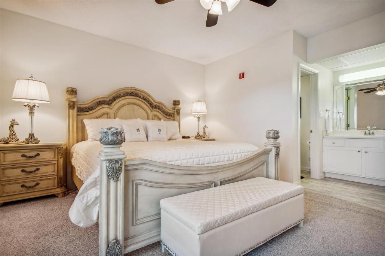 Apartment Whispering Pines 124 *