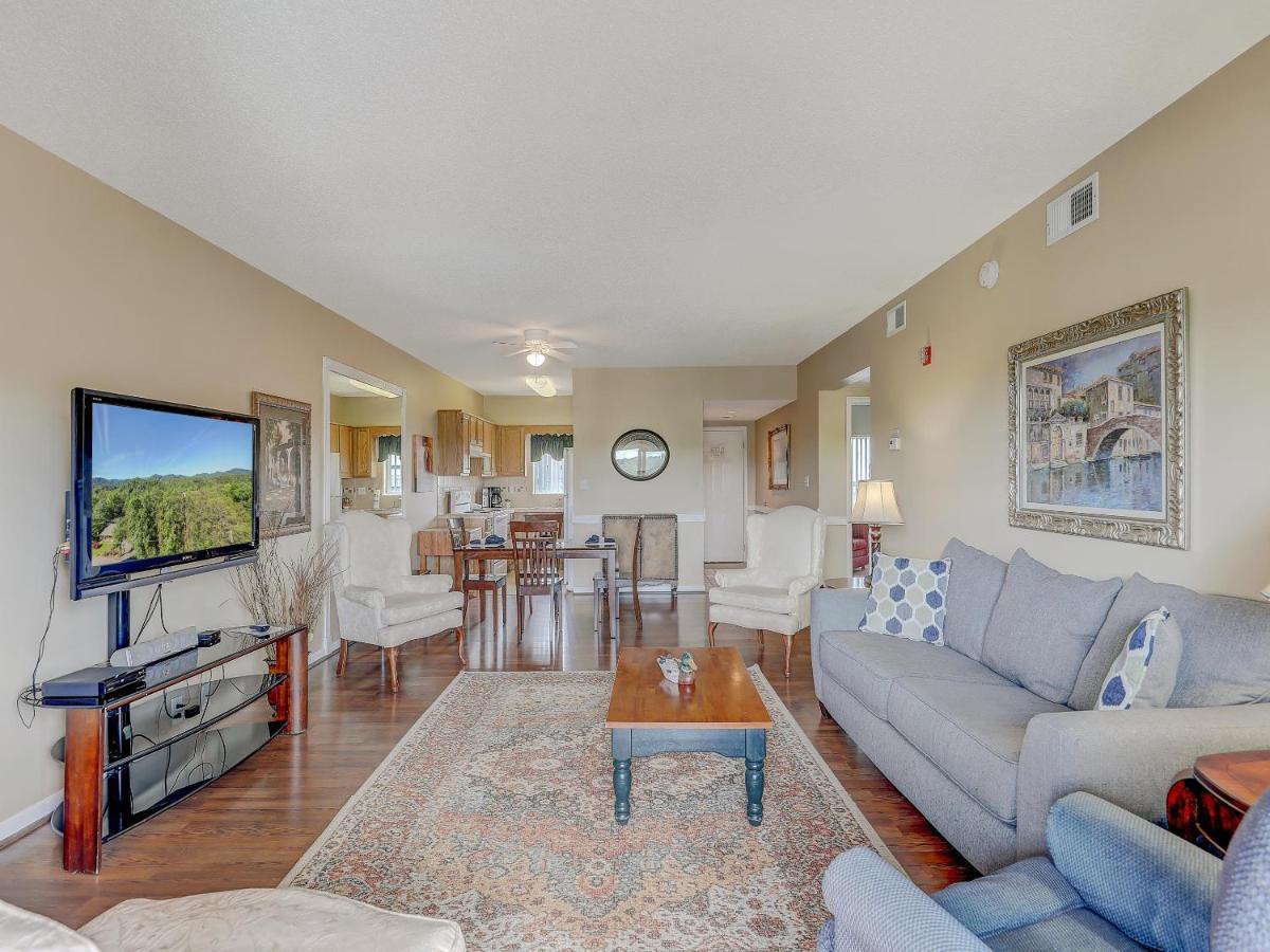 Your Mountain Escape Whispering Pines 244 Apartment Pigeon Forge