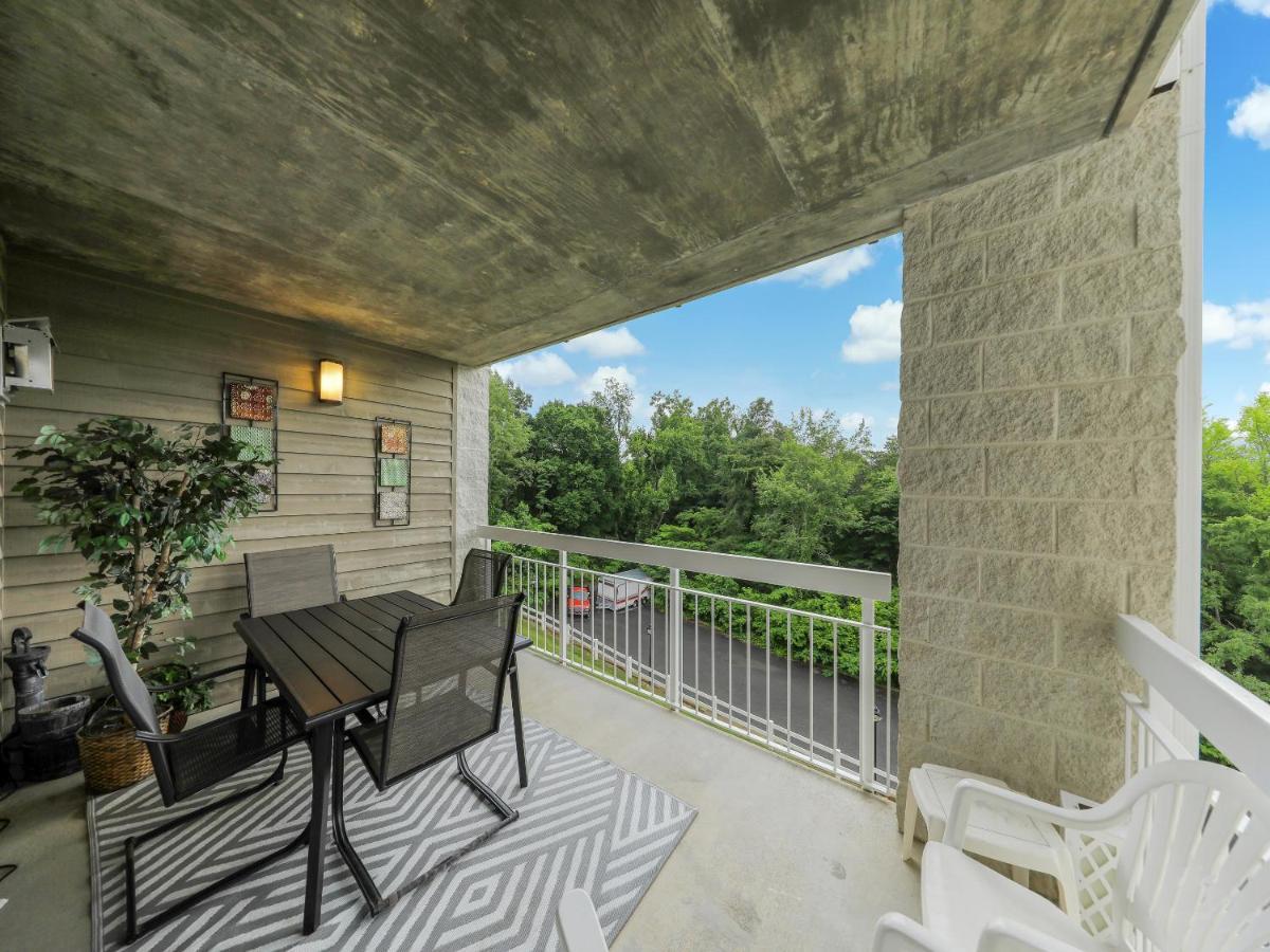 Apartment Stay-a-while Whispering Pines 433 Pigeon Forge