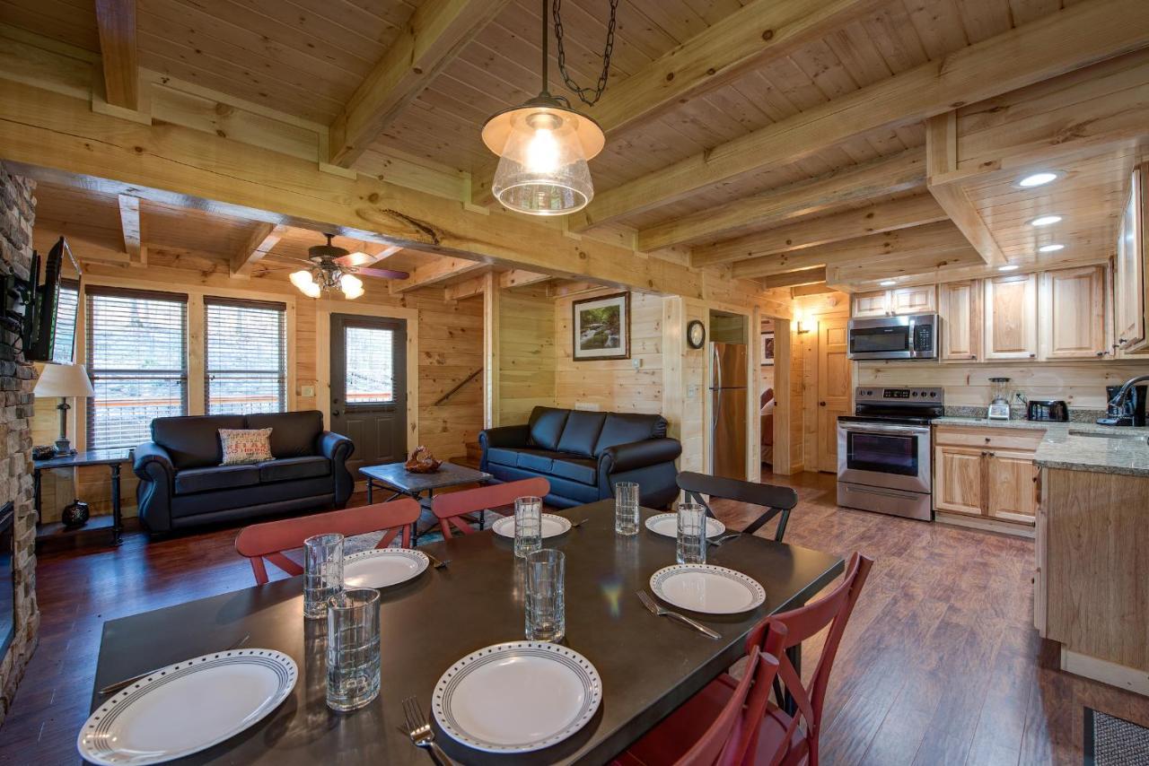 Woodland Escape Holiday home Pigeon Forge