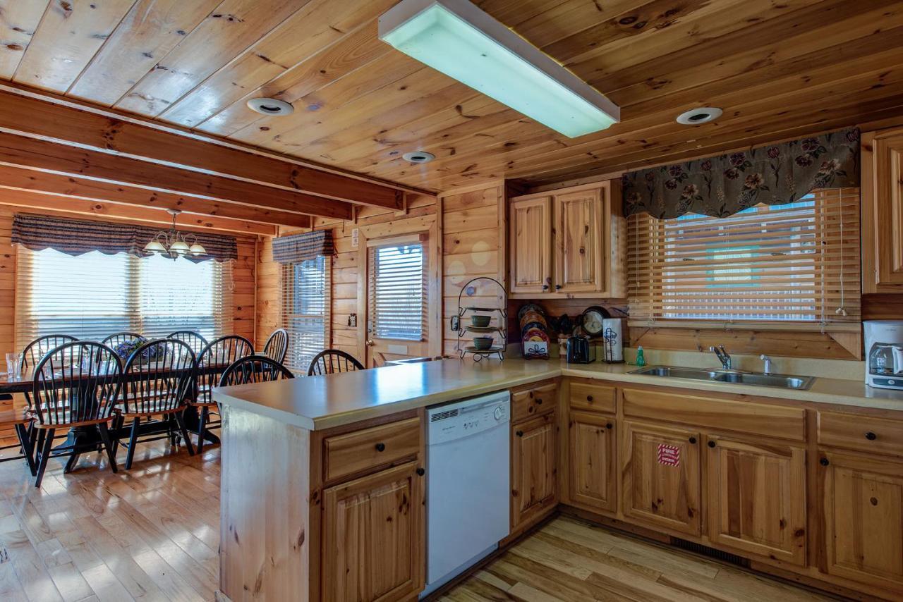 Aspens Envy Apartment Pigeon Forge