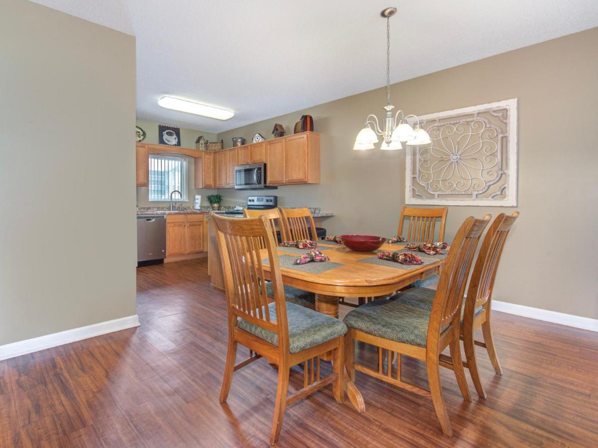 Apartment Downtown Retreat Whispering Pines 534 *