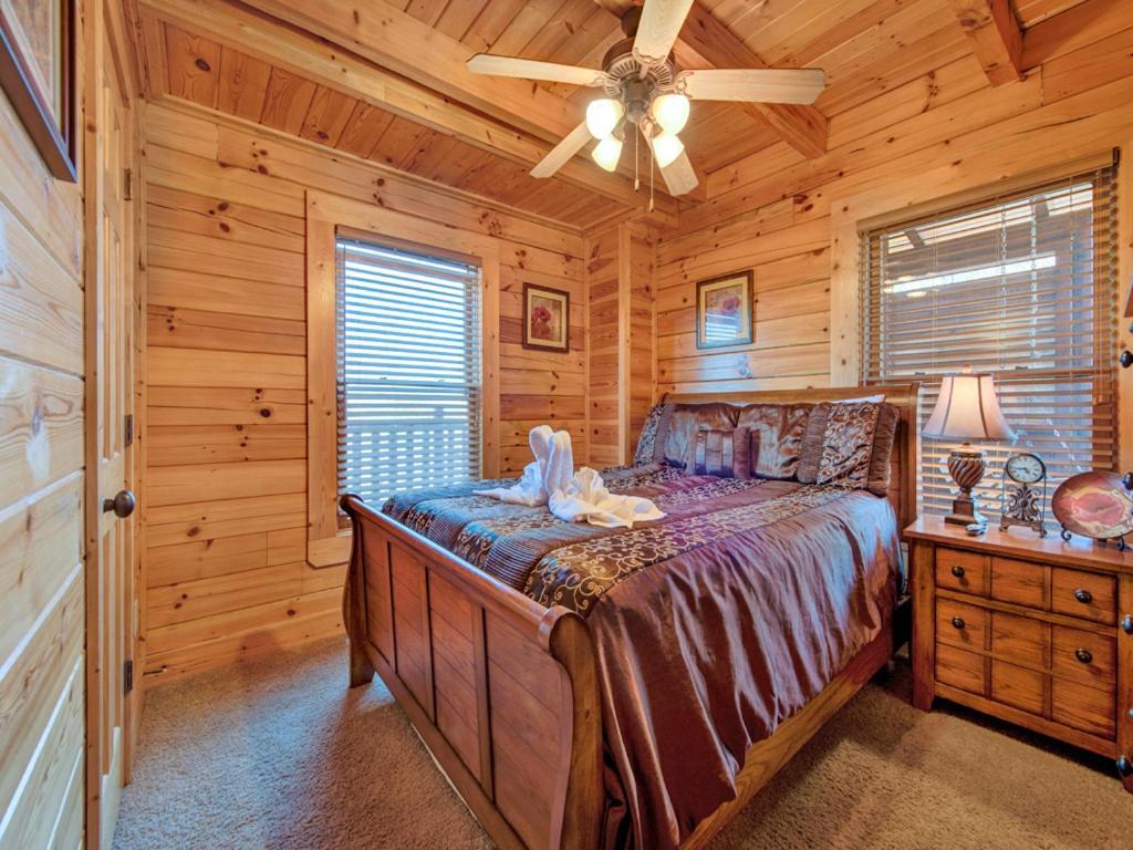 Apartment Misty Mountain Hideaway Pigeon Forge