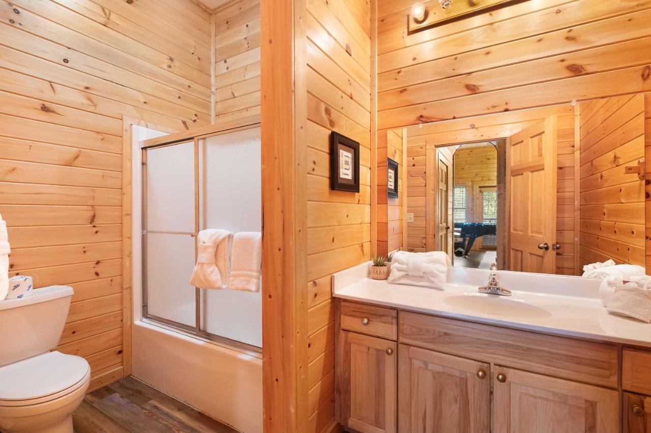 Private Smoky Mtn Log With 2 Decks And Hot Tub! Pigeon Forge