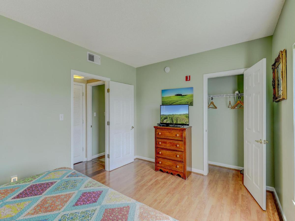 Apartment Your Mountain Escape Whispering Pines 244