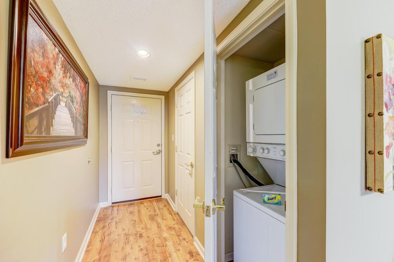 Smoky Mountain Dream Whispering Pines 641