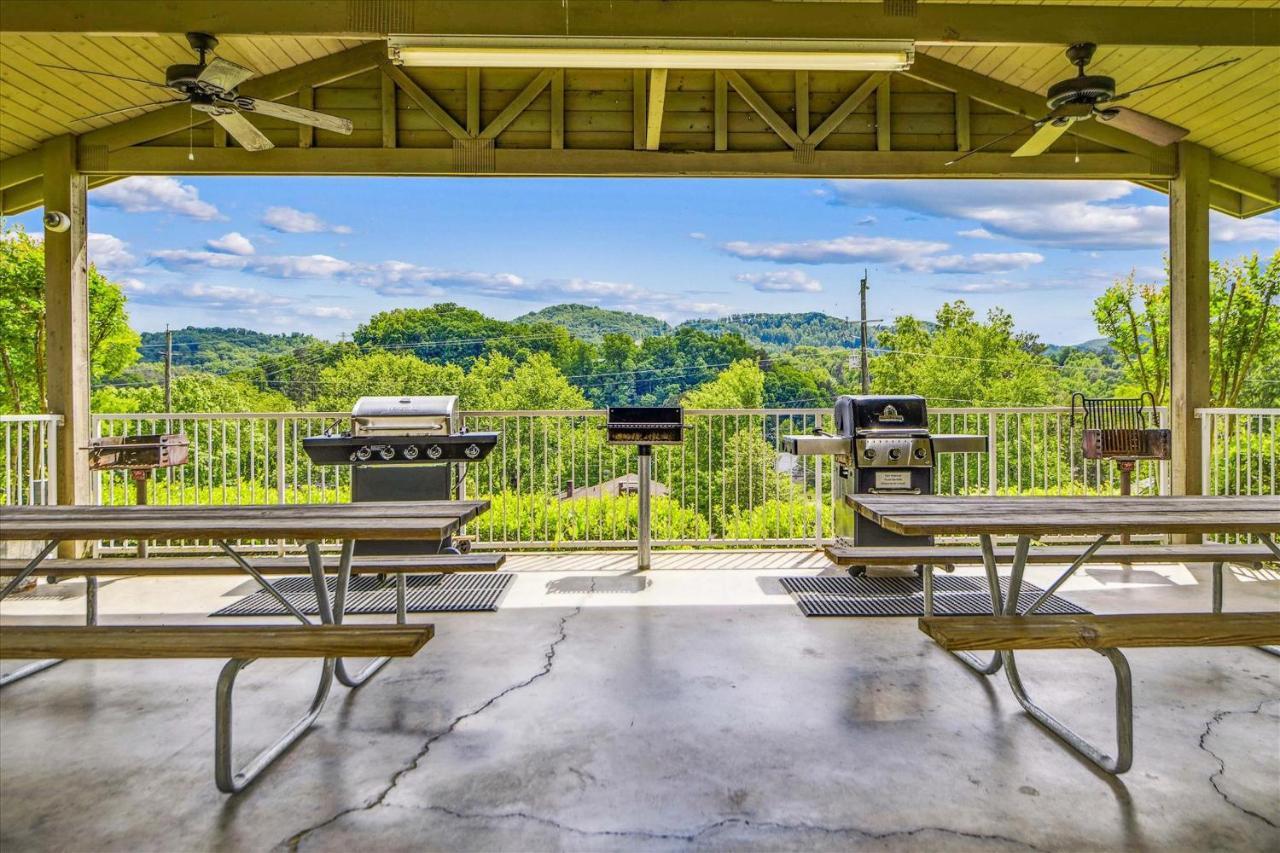 Apartment Eagle View Whispering Pines 332 *