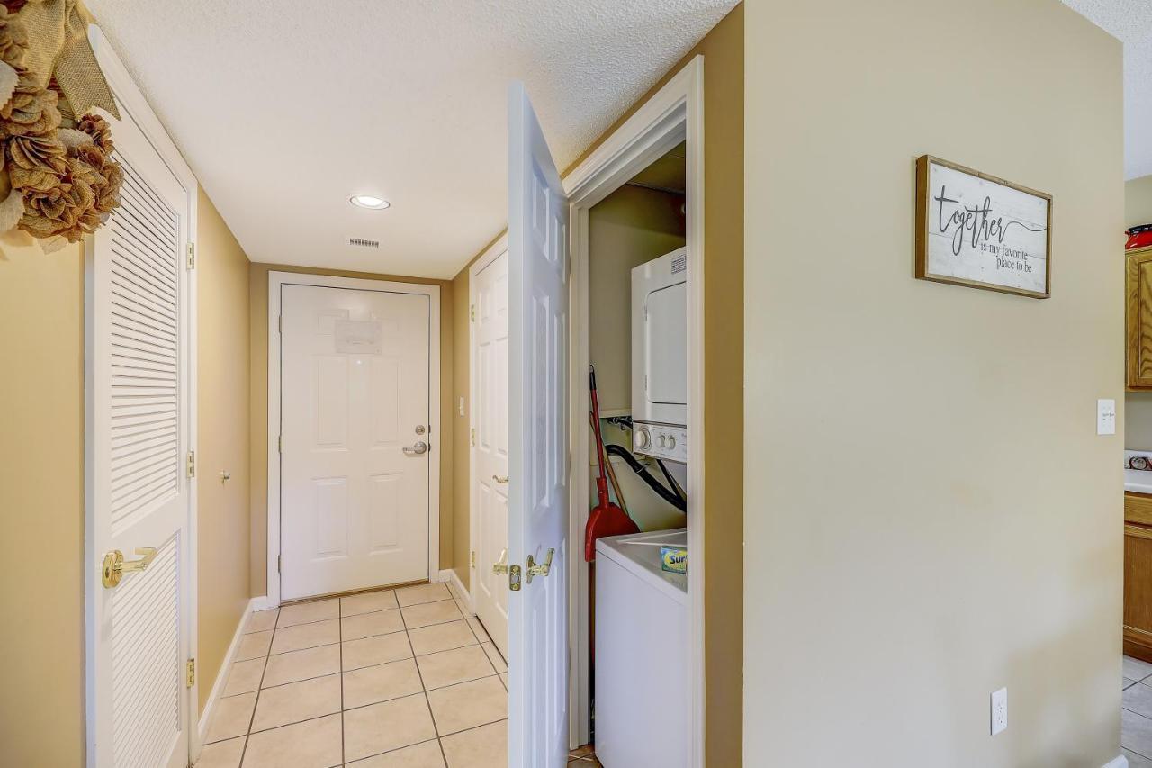 Apartment Ah-mazing! Whispering Pines 532 *