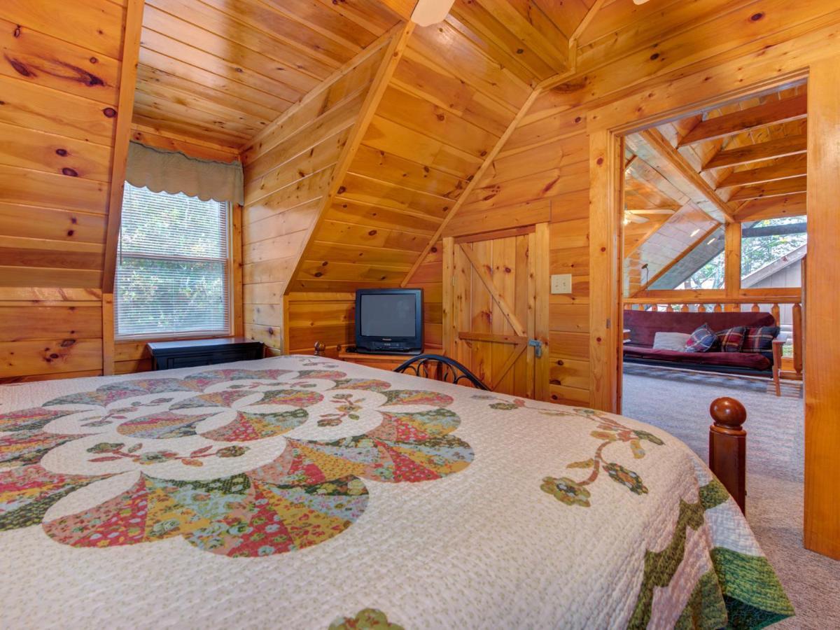 Mountain Flower * Pigeon Forge