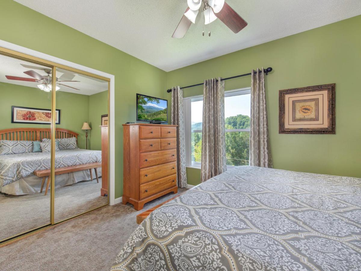 Apartment Downtown Retreat Whispering Pines 534 Pigeon Forge