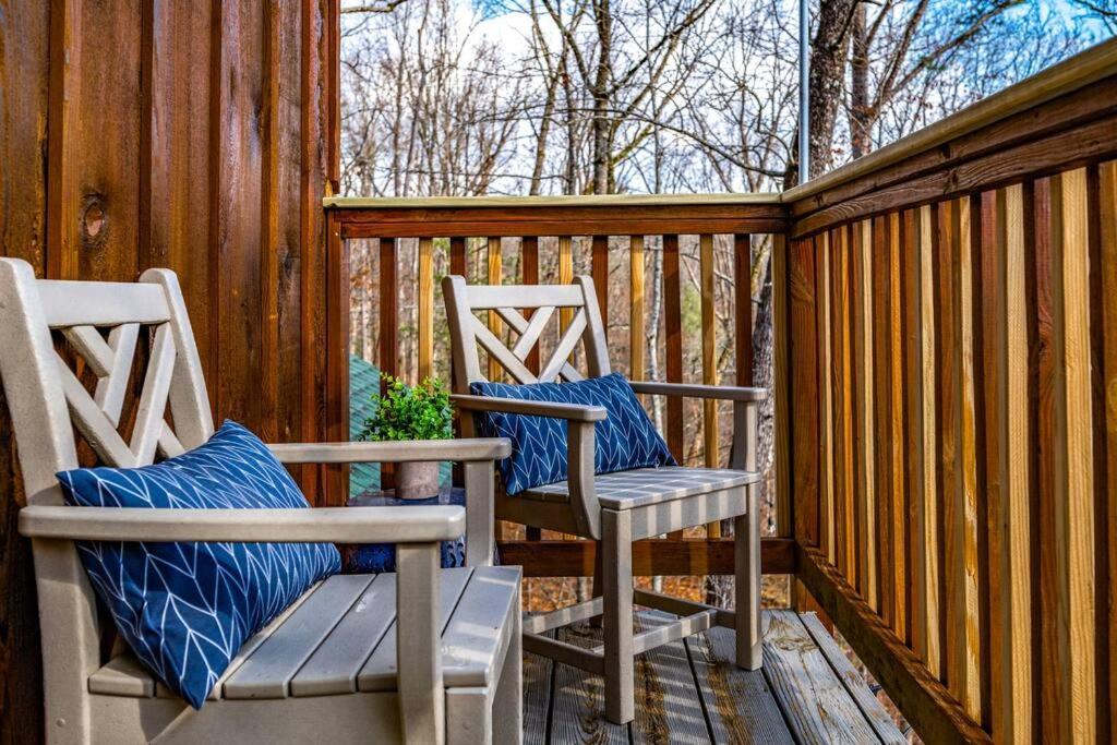 The Family Stone Luxe Sleeps 12 Hot Tub Dogfriendly Dollywood Holiday home