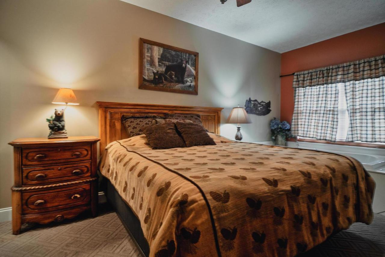 Gv - Unit 1502 - Happy Time Bear * Pigeon Forge