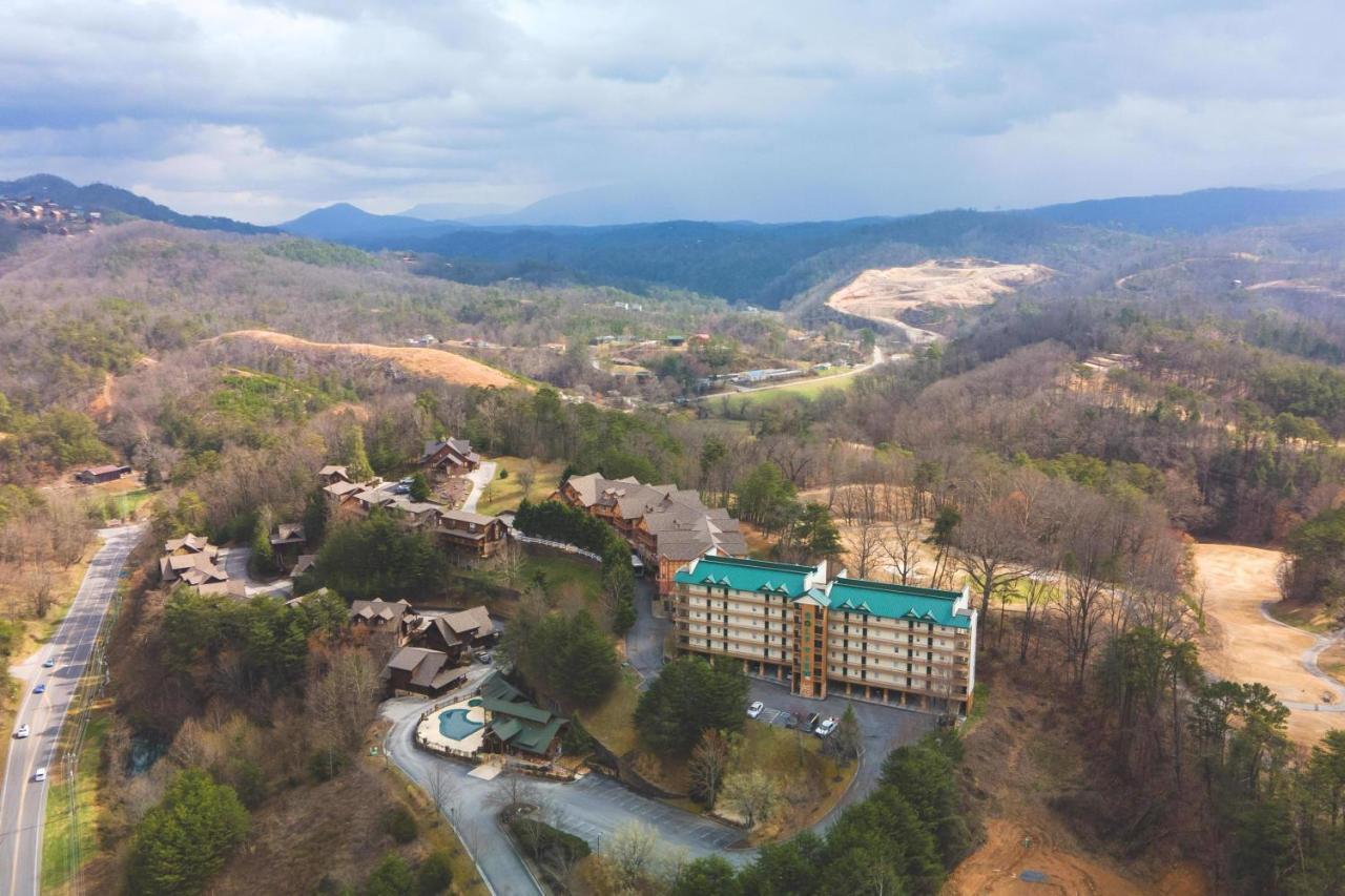 Gv - Unit 3202 - Fairway Pigeon Forge