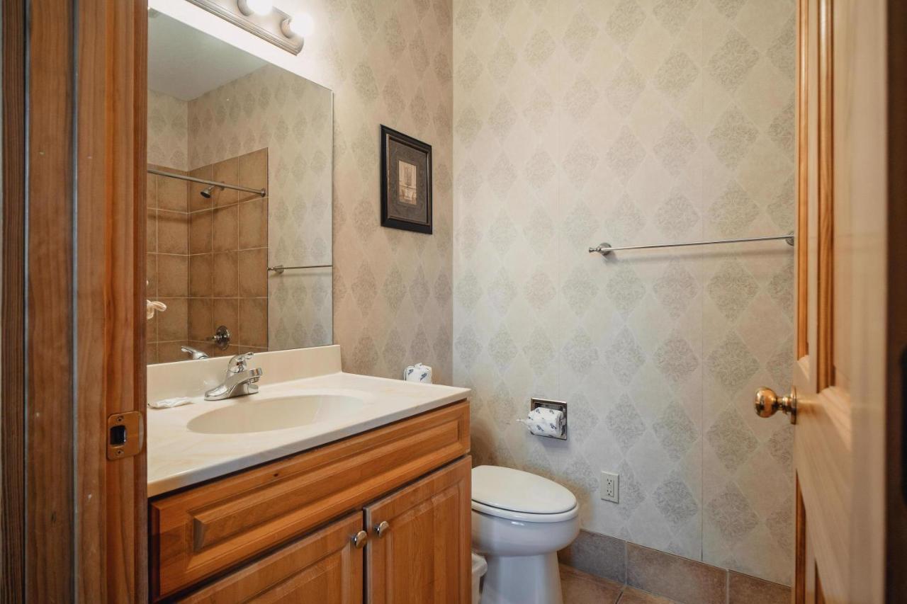 Gv - Unit 3202 - Fairway Pigeon Forge
