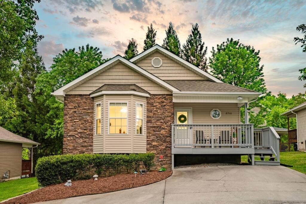 Great Smoky Mountain Get-away Holiday home *