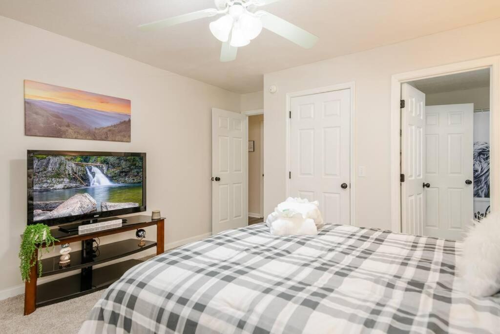 Great Smoky Mountain Get-away