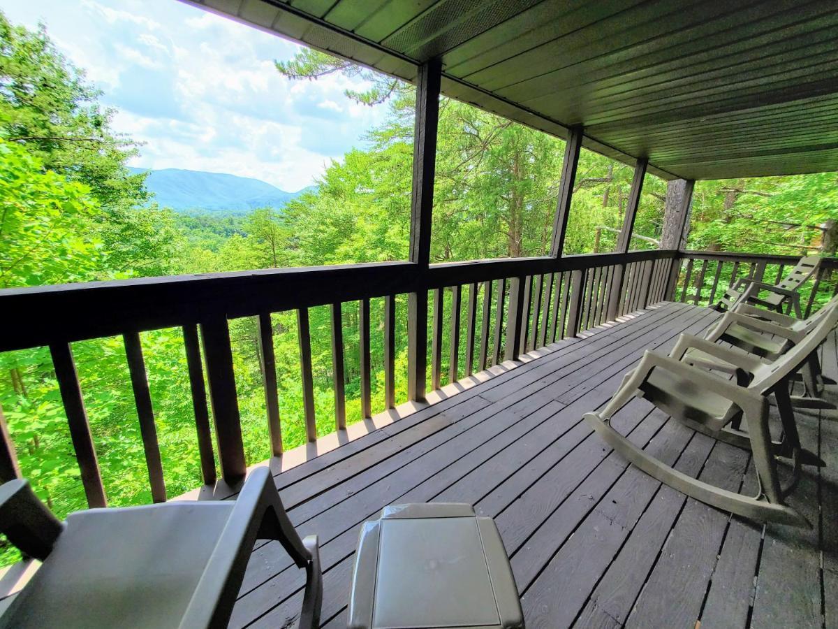 Hillbilly Hilton-pet Friendly-sleeps 4-free Tickets-mountain View *