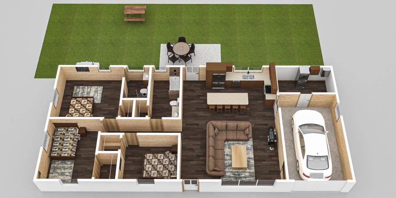 The Brick House: Brand New! 3 Bedroom With Private Driveway