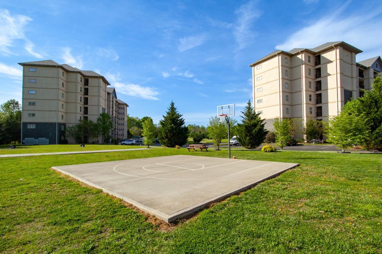 Mountain Retreat View Community Amenities Holiday home Pigeon Forge