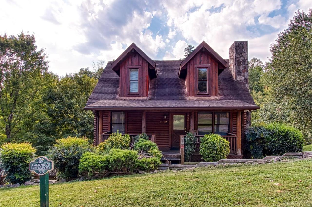 Four-bedroom House Holiday home *