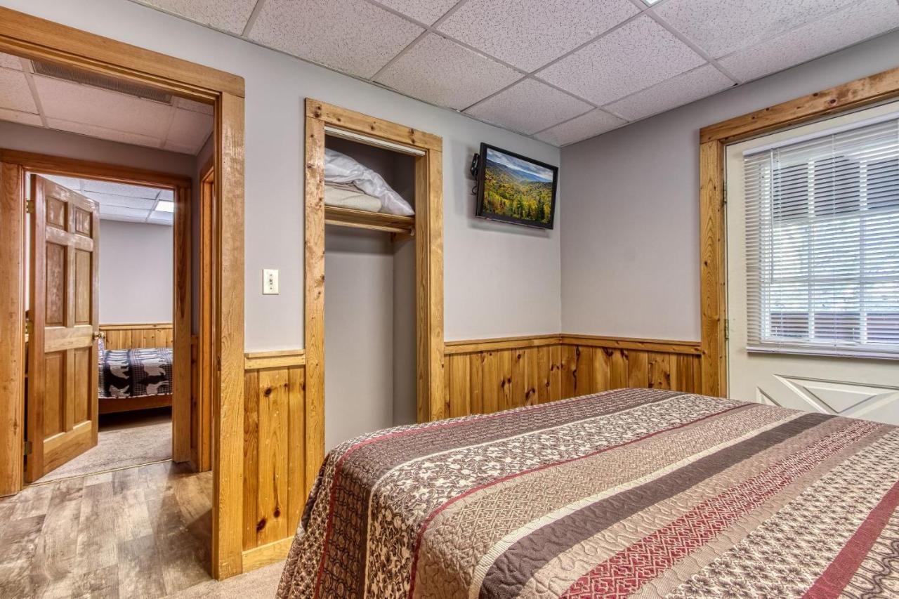 Holiday home Four-bedroom House Pigeon Forge
