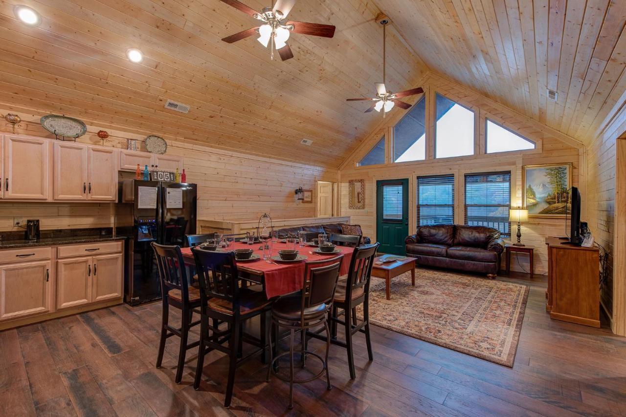 Emilys Hideaway * Pigeon Forge