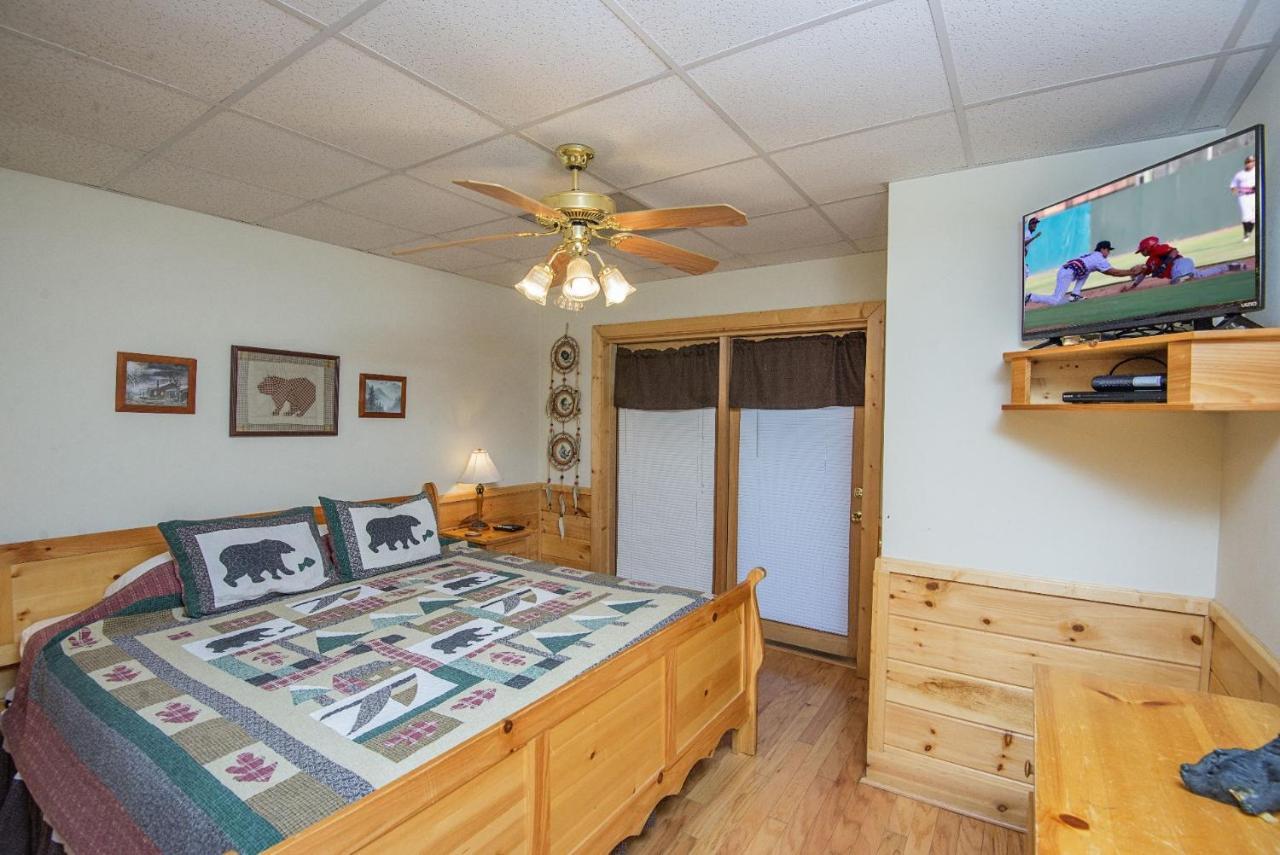 Er226 - Locker's Mountain Hideaway Holiday home Pigeon Forge