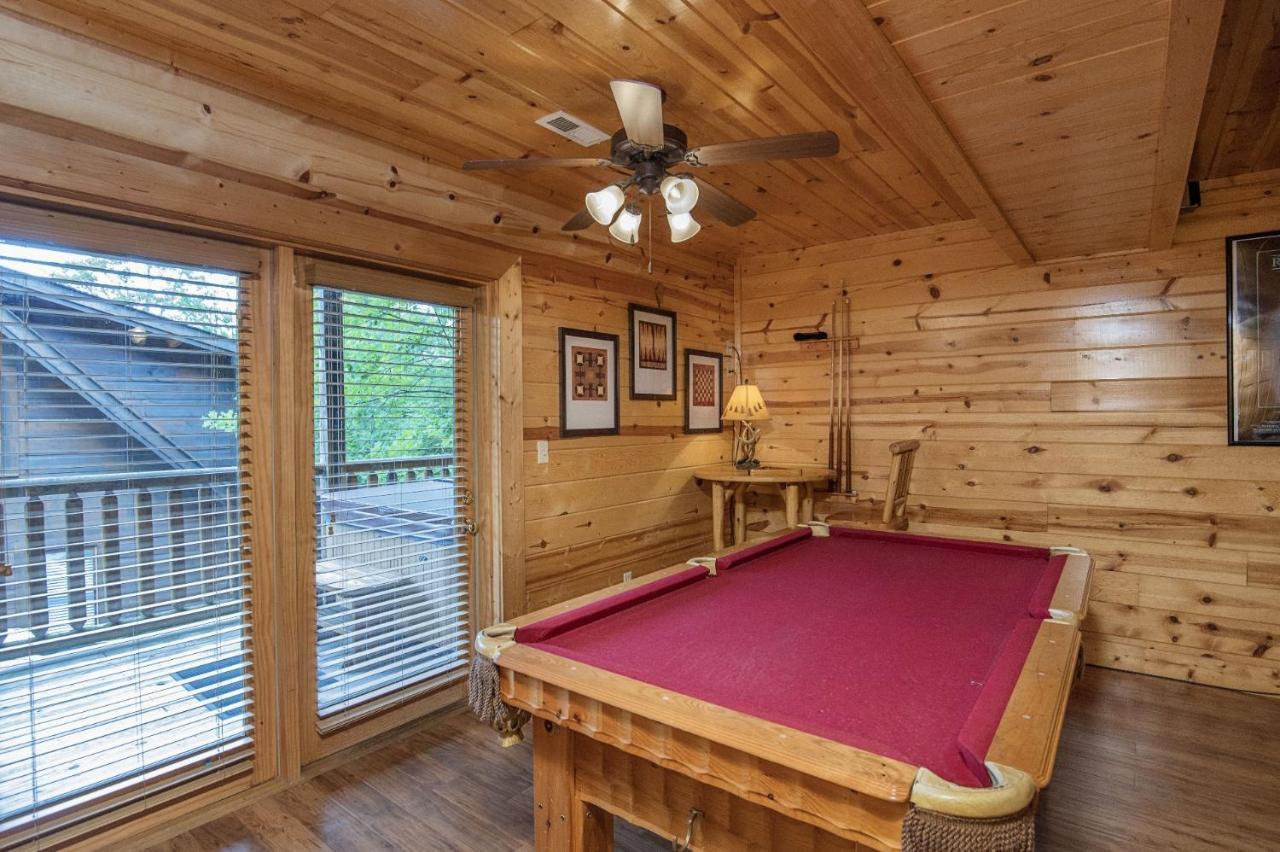 Er244 - Black Hawk Hideaway Holiday home Pigeon Forge
