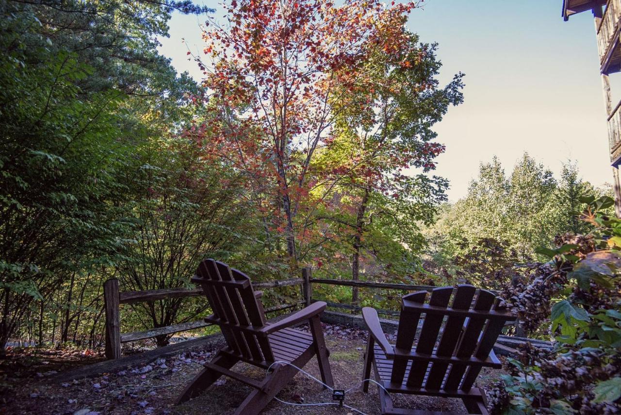 Er244 - Black Hawk Hideaway * Pigeon Forge