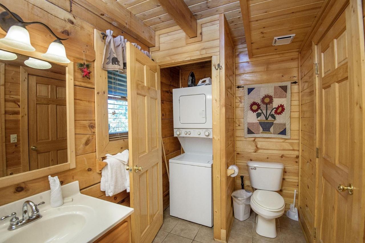 Er244 - Black Hawk Hideaway * Pigeon Forge