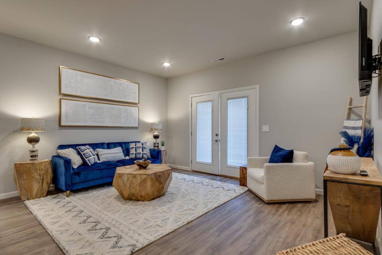 New 1 Bedroom Apt Sleeps 4 - Rc 5106
