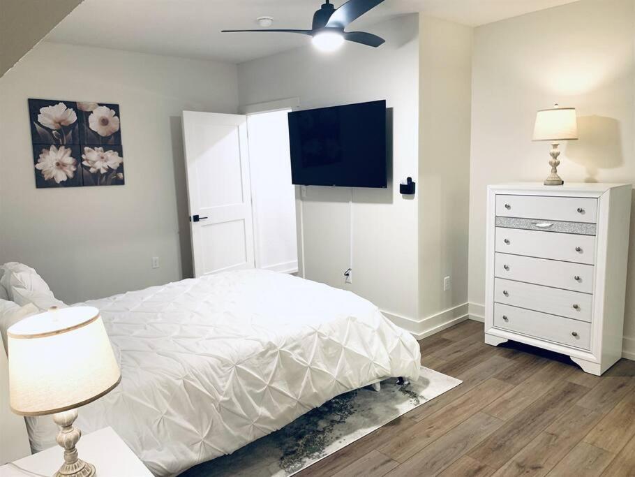 Luxury Bliss, Close To Major Attractions W/game & Gas Grill * Pigeon Forge