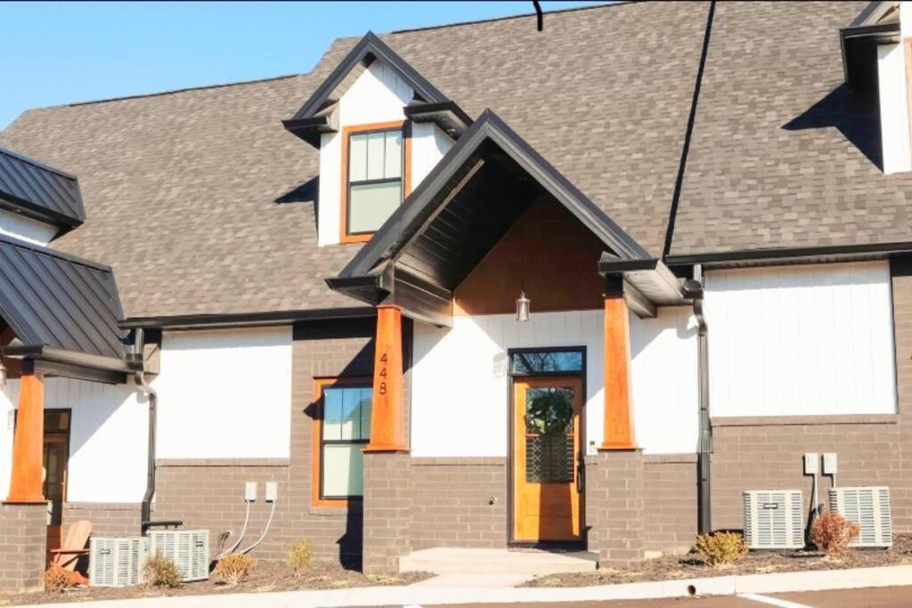 Luxury Bliss, Close To Major Attractions W/game & Gas Grill Villa