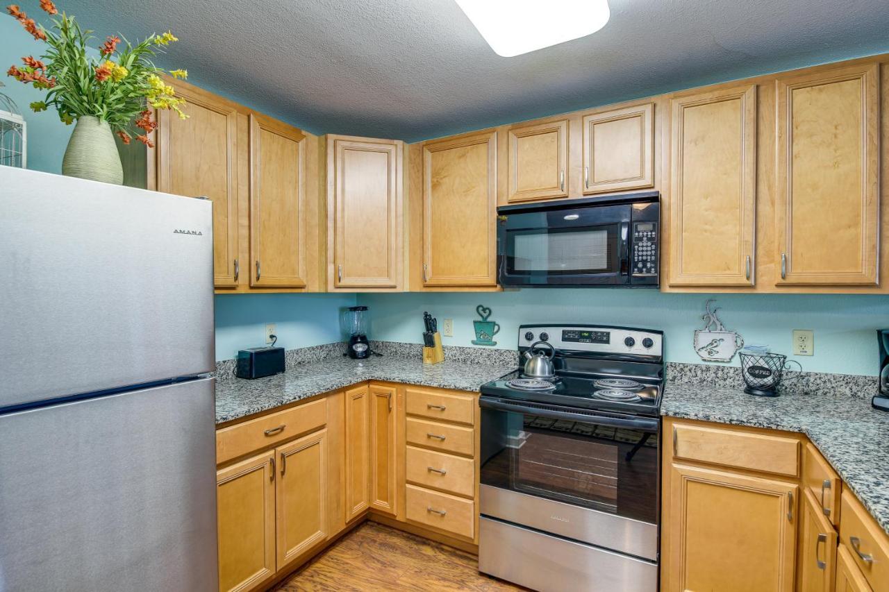 With Community Amenities! Apartment *