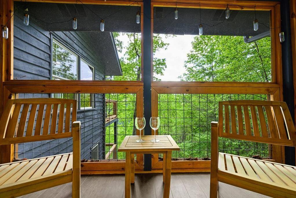 Holiday home Chic Private W/ Epic Views & Amenities! Pigeon Forge