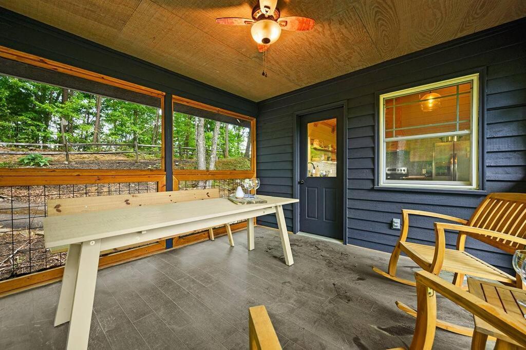 Chic Private W/ Epic Views & Amenities! Holiday home Pigeon Forge