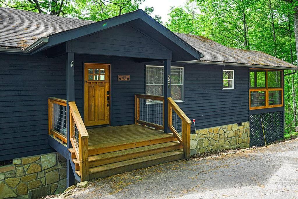 Holiday home Chic Private W/ Epic Views & Amenities! *