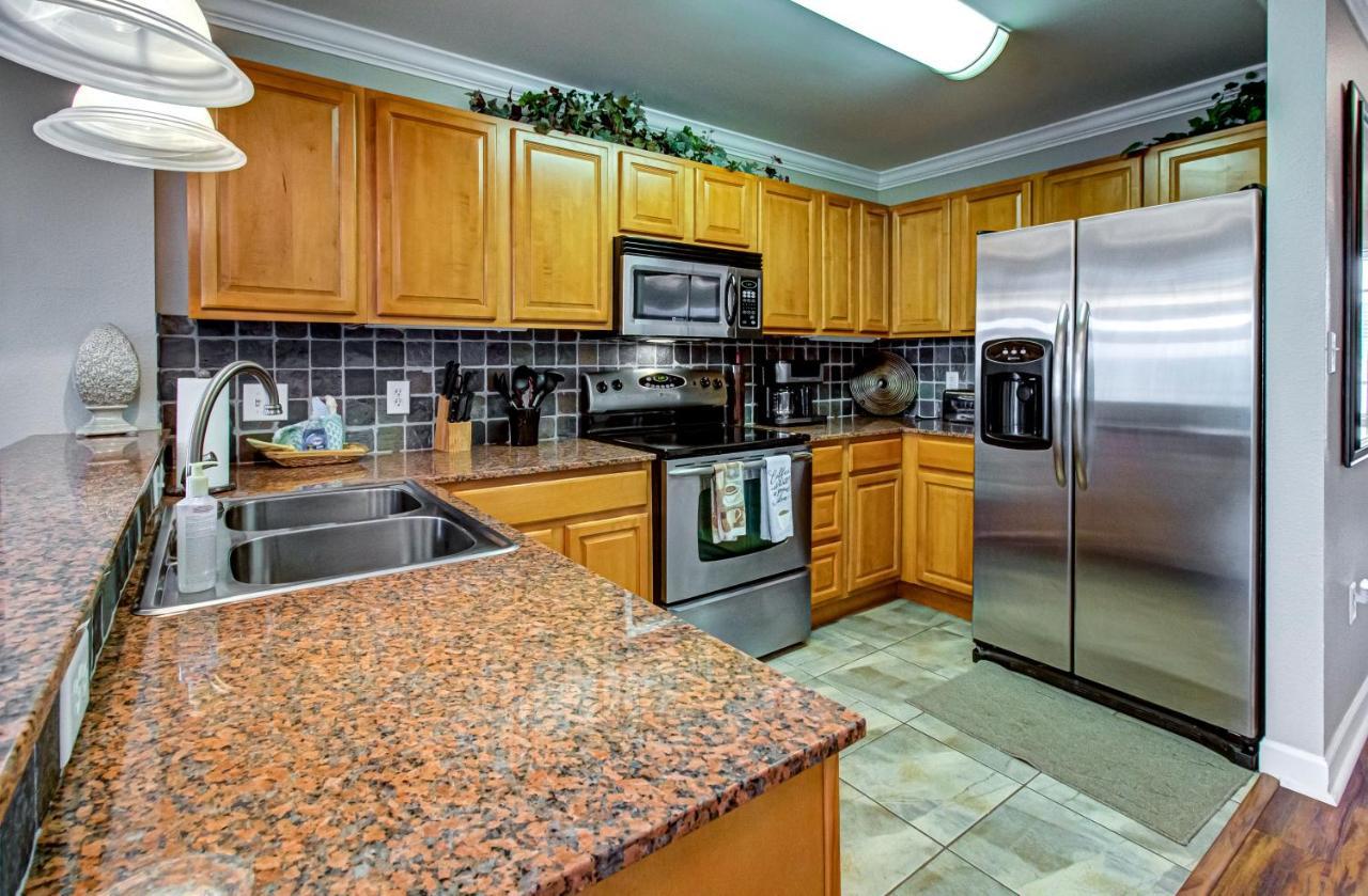 Apartment River Crossing #405 Pigeon Forge