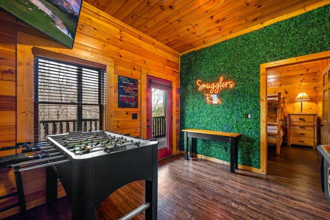 Holiday home New Redesigned Mtn Retreat Pigeon Forge