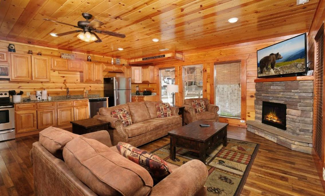 Splash Mountain Villa