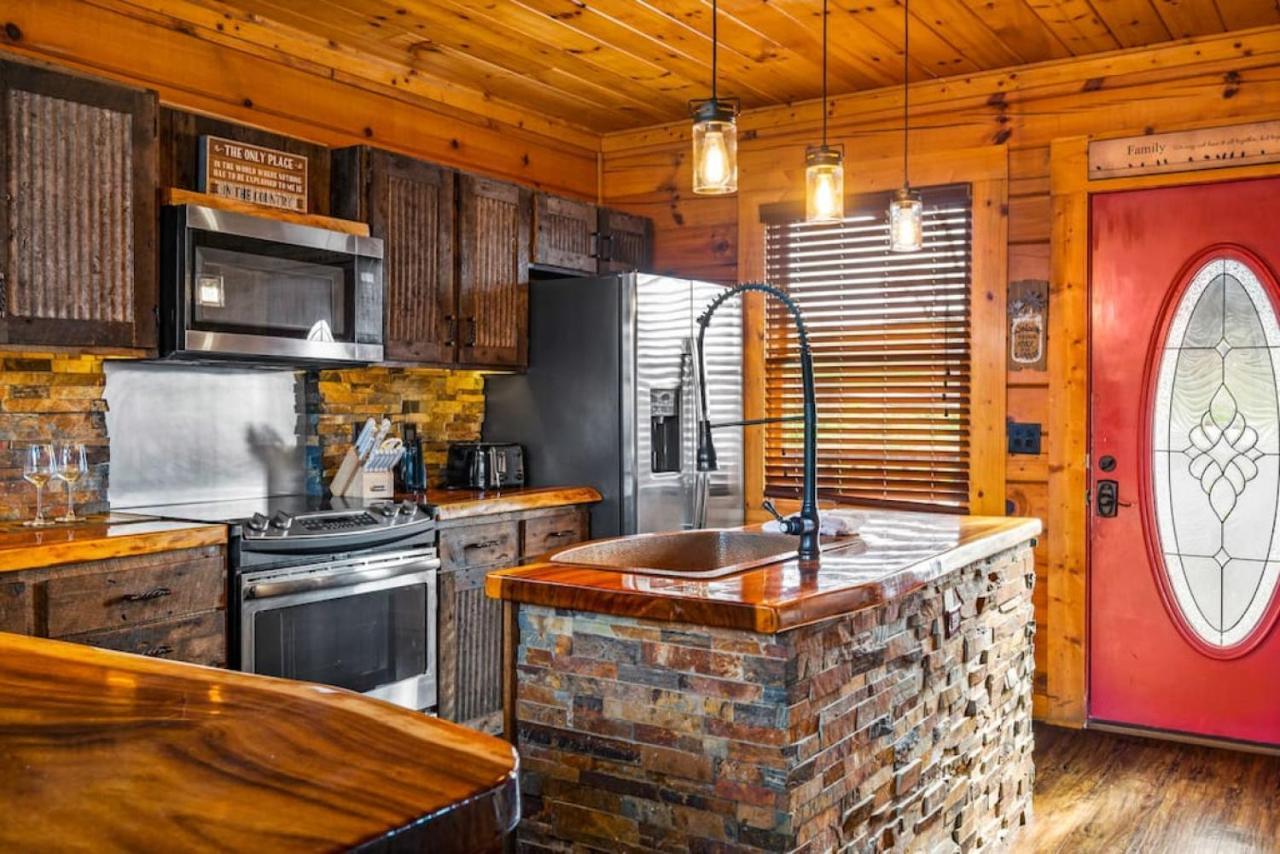 Holiday home New Redesigned Mtn Retreat
