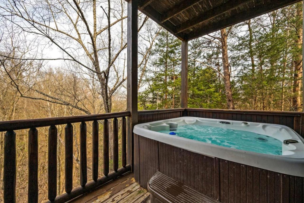 Holiday home New Redesigned Mtn Retreat *