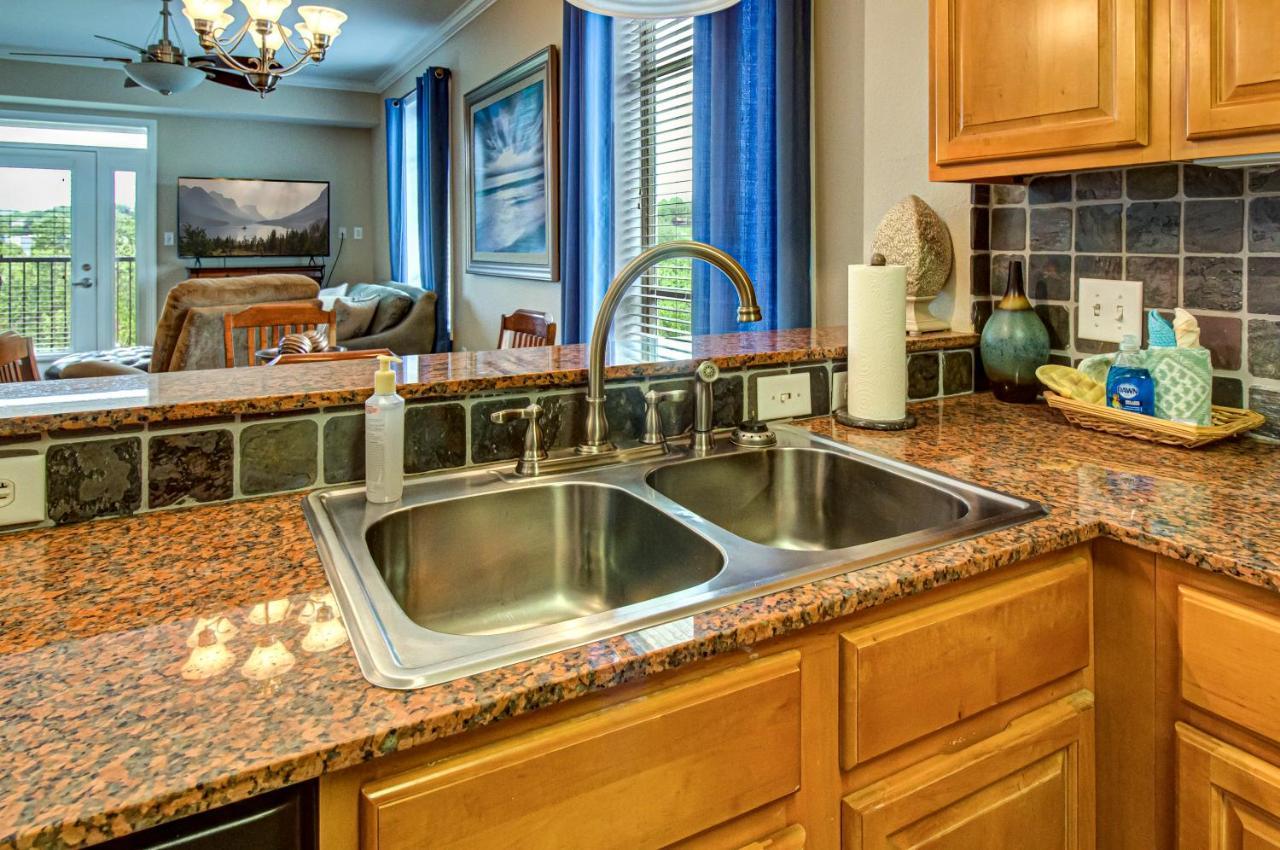 Apartment River Crossing #405 Pigeon Forge
