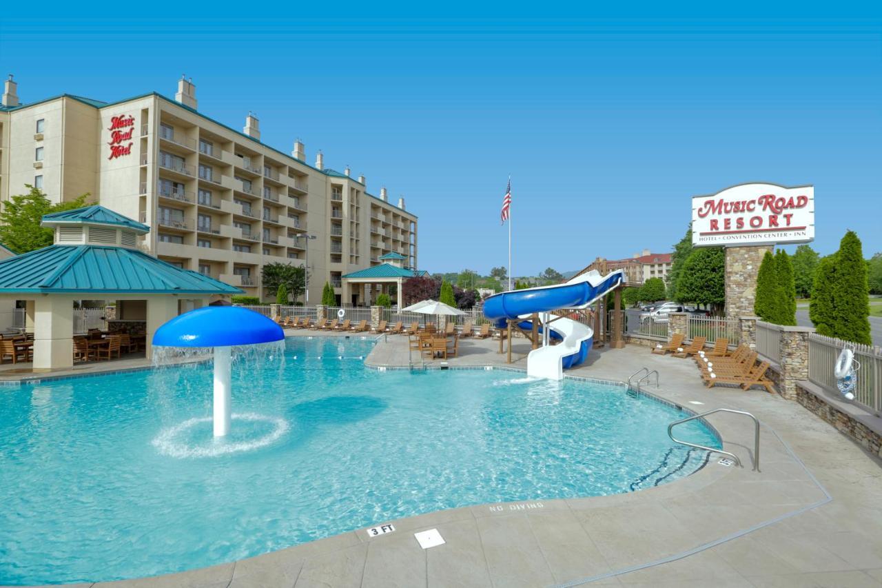 Music Road And Hotel 3*