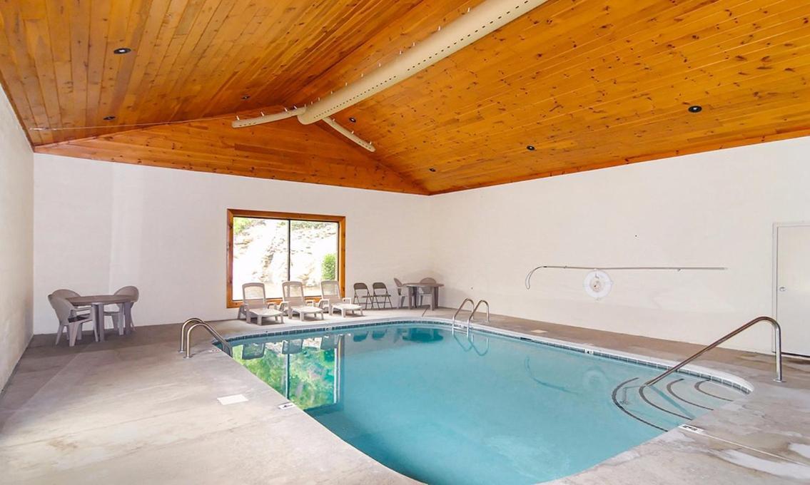 A Bear Creek Crib