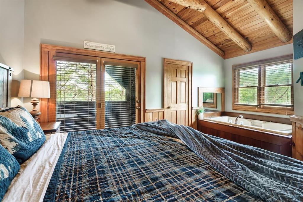 Holiday home Dollywood Family Resort: Seasonal Pools, Hot Tub & Arcade *