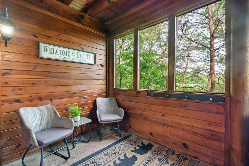 Holiday home Dollywood Family Resort: Seasonal Pools, Hot Tub & Arcade *